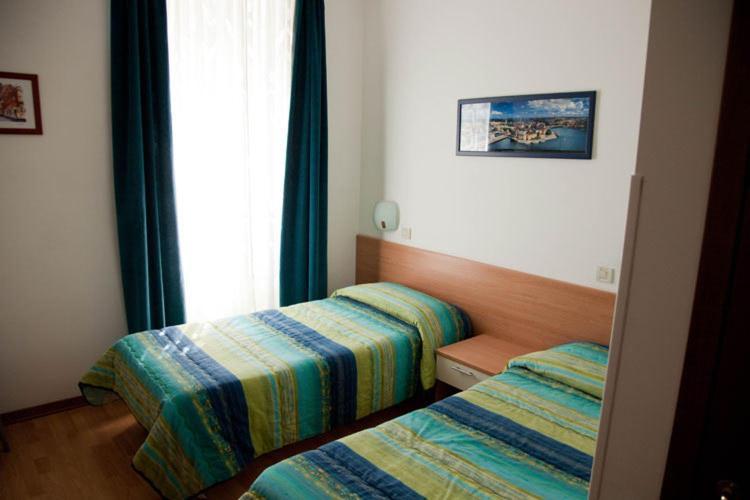 Pensione Rittmeyer Τεργέστη Δωμάτιο φωτογραφία